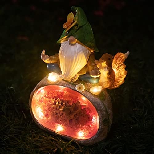 SOLAR GNOME GNOME, Vrt Figurine na otvorenom od GNOME sjedi na ametistu za popločani dio dvorišta,