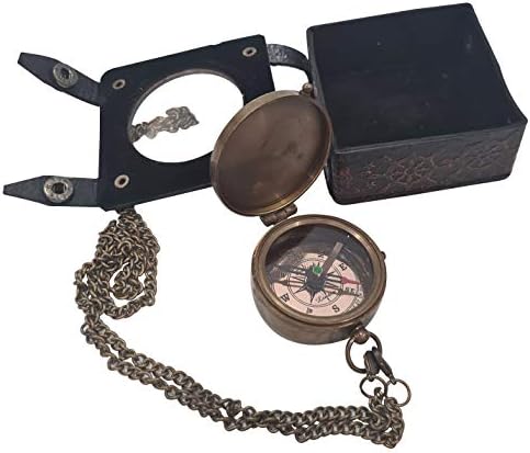 Antikni mesingani citirajući ugravirani džepni kompas s lancem i poklon kožom futrolom idealan